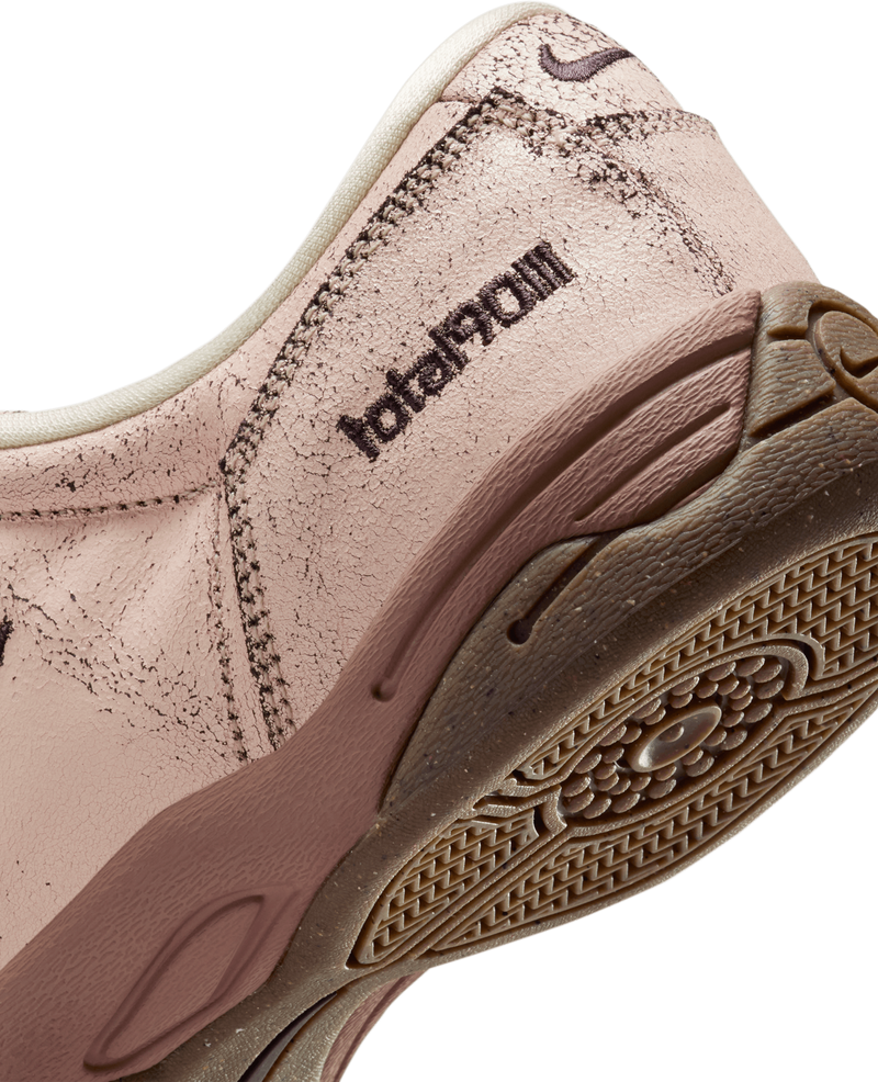 Nike Total PRM (Pearl White/Shadow Brown-Pearl White-Gum DK Brown)